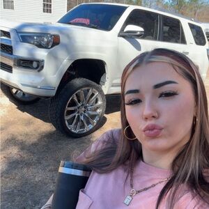 Meet your Posher, Grace